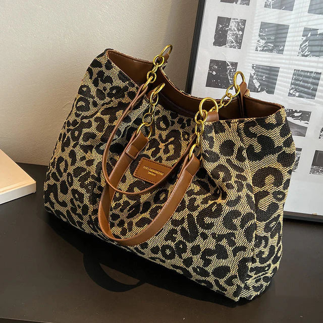 Lunera™ Canvas Tote – Tijdloze Stijl & Praktisch Design