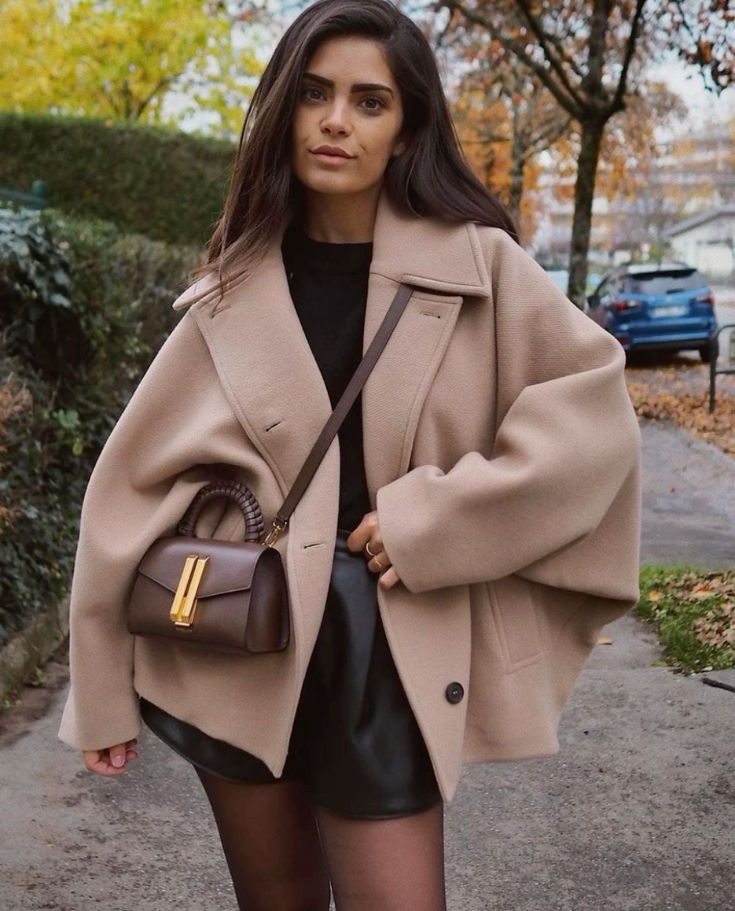 Elegantia – Oversized Jas