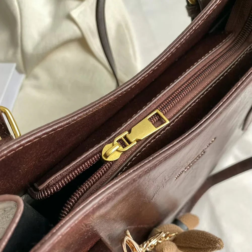 BelleVe™ – Tijdloze Elegantie in Vegan Leer