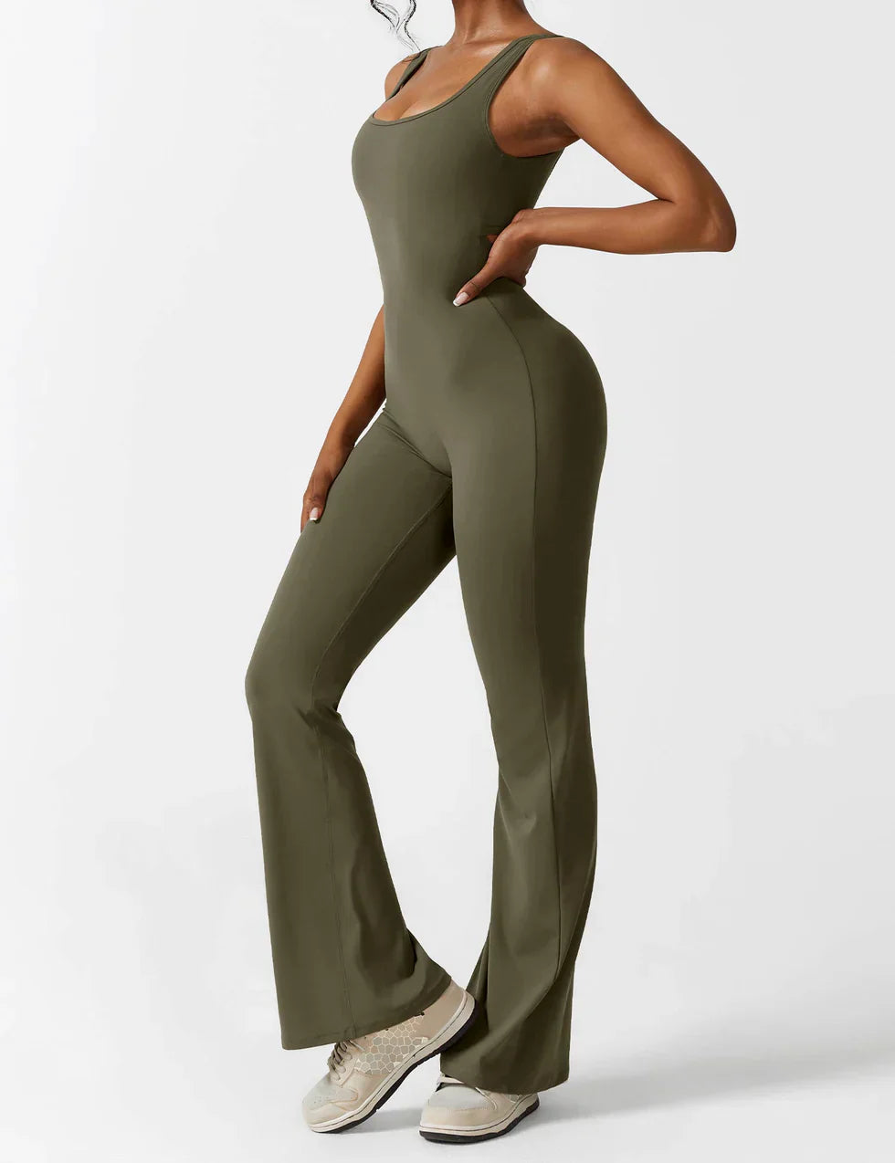 VedaFit™ – Jumpsuit met Flared Fit & Sculpting Effect!