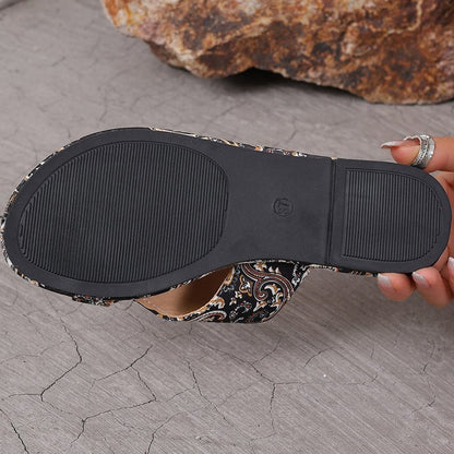 BloomStep™ – Zomers comfort met een vrolijke twist