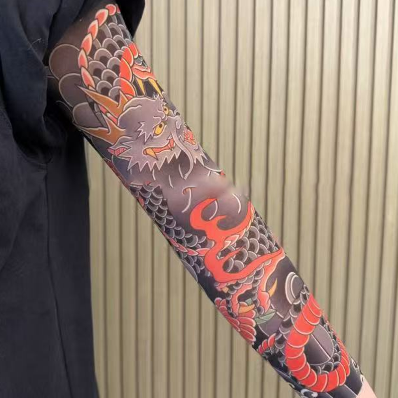 INKSLEEVE™ – De Ultieme Tattoo Arm Sleeve met Stijl én Bescherming | 1+2 GRATIS