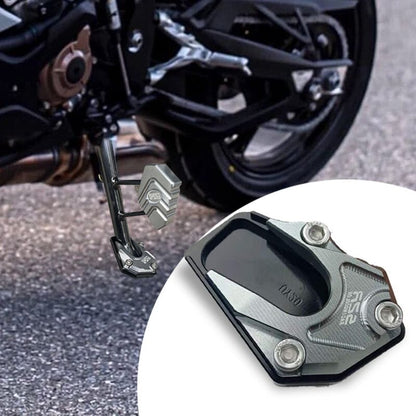 MotoGuard Base™ – Zijstandaard Verbreder voor Motorfietsen